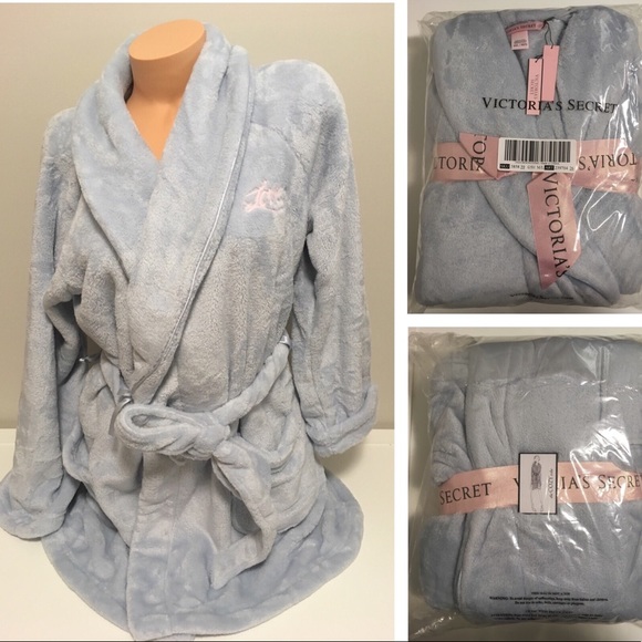 Victoria's Secret Other - 🚨LAST ONE!🚨🆕VS - GREY COZY SHORT ROBE - M/L